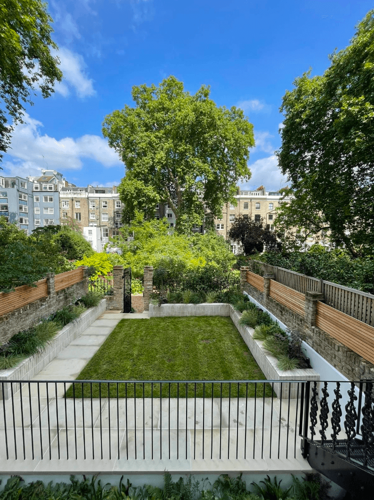 London Landscape, image 2